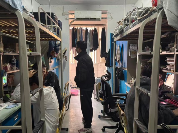 ������԰��ϵ�ڡ�һվʽ��ѧ��������չ���Ұ�ȫ�����Ų��ж�